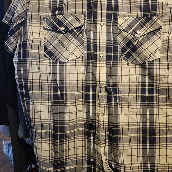 Wrangler shirt- NWT - Picture 2 of 5